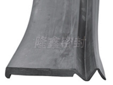 Sealing strips for bridges and ships